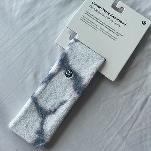 NWT Lululemon Terrycloth Headband